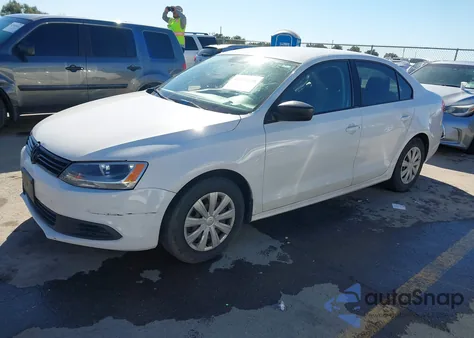 2014 Volkswagen Jetta 2.0L S z USA, uszkodzony, nr VIN 3VW2K7AJXEM376628